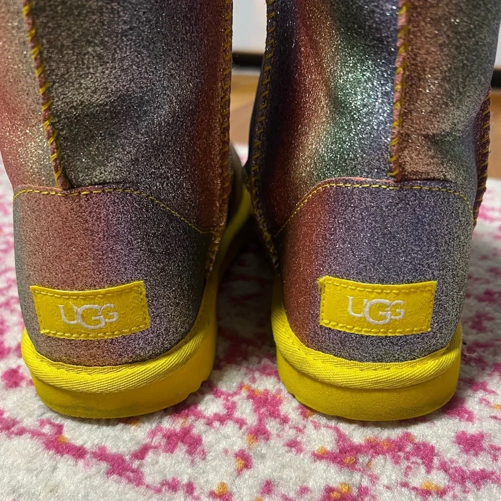 UGG Classic II Glitter Rainbow Boots Sz 4
